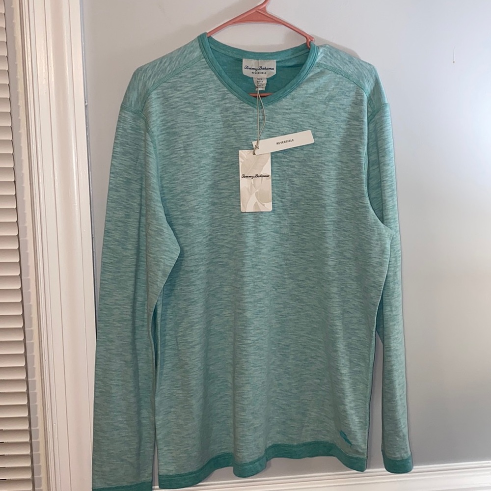 COPY - ✨Tommy Bahama Reversible Sweater Size Small ✨